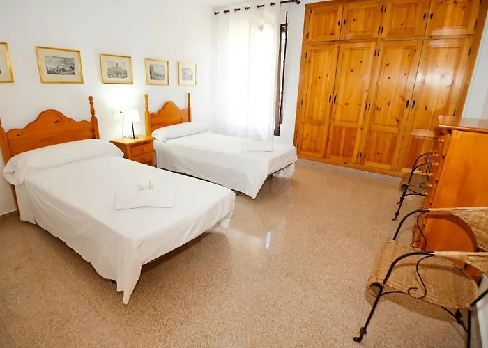 Magnificient Rural With Pool And Bbq