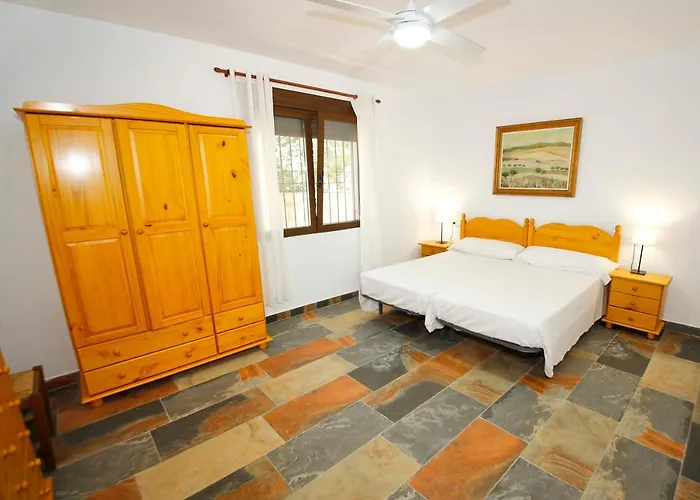 Magnificient Rural With Pool And Bbq *